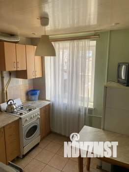 1-к квартира, посуточно, 38м2, 3/5 этаж