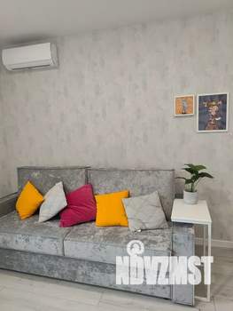 Студия квартира, посуточно, 27м2, 8/21 этаж
