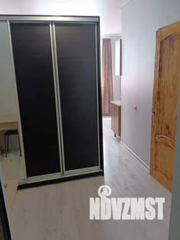 Студия квартира, посуточно, 27м2, 5/10 этаж