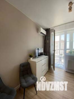 Студия квартира, посуточно, 25м2, 8/20 этаж