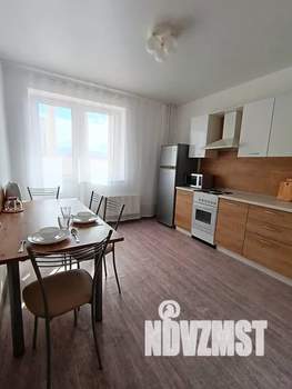 1-к квартира, посуточно, 35м2, 13/21 этаж