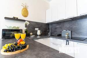 Студия квартира, посуточно, 28м2, 11/24 этаж
