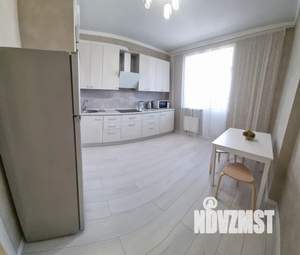 1-к квартира, посуточно, 42м2, 10/11 этаж