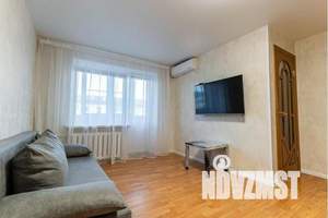 2-к квартира, посуточно, 43м2, 4/5 этаж