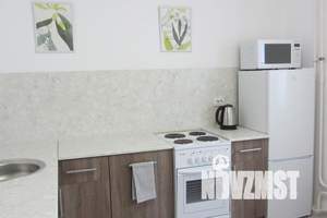 1-к квартира, посуточно, 37м2, 3/16 этаж