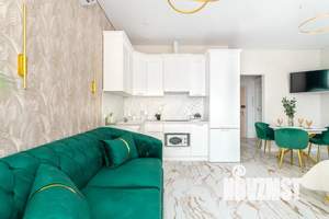 Студия квартира, посуточно, 35м2, 13/20 этаж