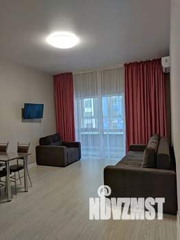 Студия квартира, посуточно, 28м2, 12/21 этаж