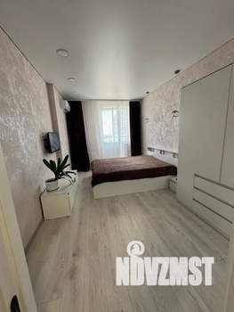 1-к квартира, посуточно, 37м2, 3/20 этаж