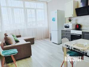 1-к квартира, посуточно, 36м2, 8/20 этаж