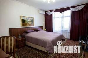 3-к квартира, посуточно, 90м2, 1/1 этаж