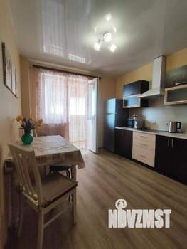 2-к квартира, на длительный срок, 65м2, 10/14 этаж