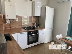 1-к квартира, посуточно, 32м2, 3/4 этаж