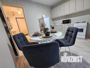 1-к квартира, посуточно, 37м2, 6/16 этаж