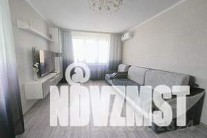 1-к квартира, посуточно, 42м2, 14/16 этаж