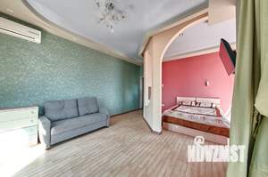 1-к квартира, посуточно, 42м2, 1/1 этаж