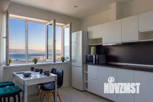 Студия квартира, посуточно, 42м2, 8/16 этаж