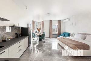 Студия квартира, посуточно, 35м2, 7/20 этаж