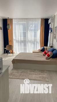 Студия квартира, посуточно, 25м2, 18/20 этаж