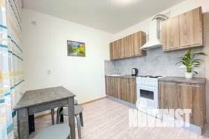 1-к квартира, посуточно, 35м2, 14/16 этаж