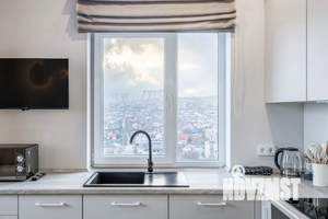 1-к квартира, посуточно, 40м2, 20/20 этаж