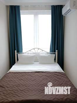 Студия квартира, посуточно, 24м2, 3/21 этаж