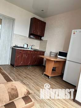 1-к квартира, посуточно, 38м2, 11/17 этаж