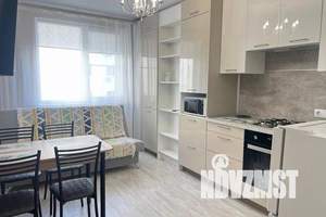 1-к квартира, посуточно, 40м2, 3/8 этаж