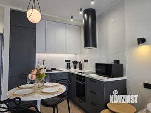 1-к квартира, посуточно, 36м2, 12/22 этаж