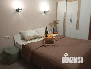 2-к квартира, посуточно, 45м2, 5/18 этаж