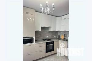 1-к квартира, посуточно, 40м2, 3/8 этаж