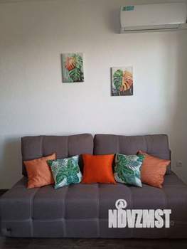 Студия квартира, посуточно, 30м2, 6/9 этаж