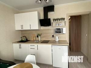 1-к квартира, посуточно, 33м2, 15/16 этаж