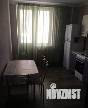 1-к квартира, посуточно, 38м2, 6/16 этаж