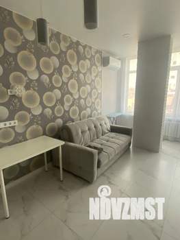 Студия квартира, посуточно, 36м2, 5/8 этаж
