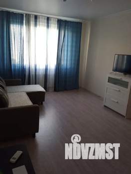 1-к квартира, посуточно, 37м2, 7/16 этаж