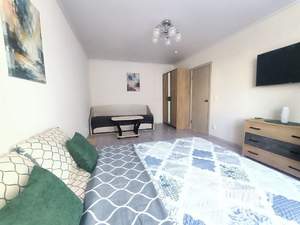 1-к квартира, посуточно, 38м2, 3/16 этаж