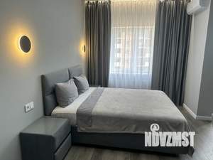 Студия квартира, посуточно, 33м2, 8/20 этаж