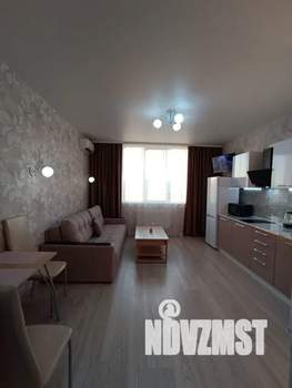 Студия квартира, посуточно, 28м2, 18/21 этаж