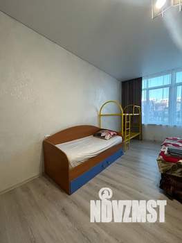 Студия квартира, посуточно, 38м2, 2/5 этаж