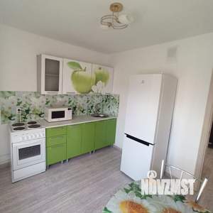 1-к квартира, посуточно, 40м2, 8/16 этаж
