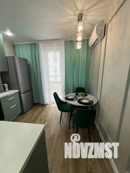 1-к квартира, посуточно, 37м2, 17/22 этаж