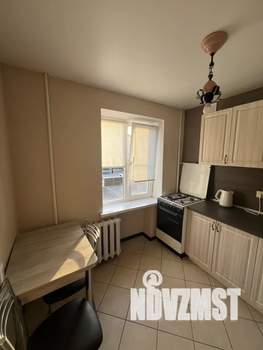 1-к квартира, посуточно, 38м2, 3/9 этаж