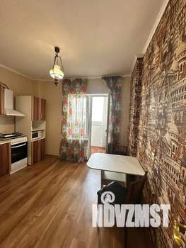 1-к квартира, посуточно, 37м2, 14/14 этаж