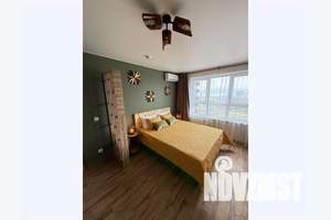 1-к квартира, посуточно, 39м2, 13/16 этаж