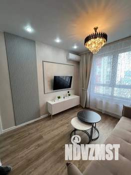 1-к квартира, посуточно, 37м2, 17/22 этаж
