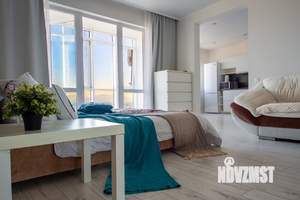 1-к квартира, посуточно, 42м2, 8/17 этаж