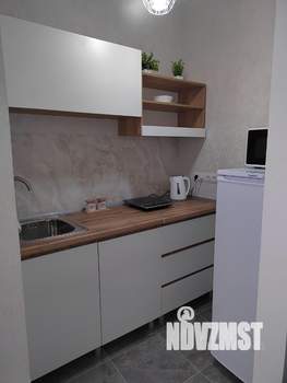 Студия квартира, посуточно, 28м2, 3/12 этаж