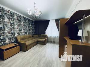 1-к квартира, посуточно, 40м2, 1/2 этаж