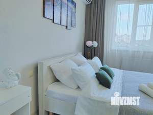 1-к квартира, посуточно, 34м2, 8/17 этаж