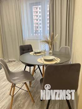 1-к квартира, посуточно, 40м2, 6/23 этаж
